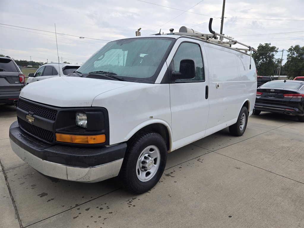 2014 Chevrolet Express Cargo Work Van's photo