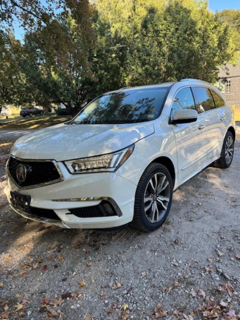 2019 Acura MDX Advance and Entertainment Package's photo