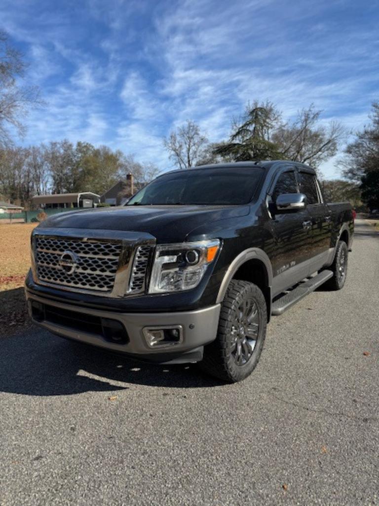 2018 Nissan Titan Platinum Reserve's photo