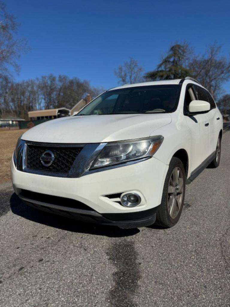 2014 Nissan Pathfinder Platinum